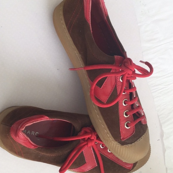 Brown suede & red leather sneaker by Marc Jacobs - Picture 1 of 2